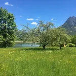 Seechalet Hallstatt شاليه باد غويسرن