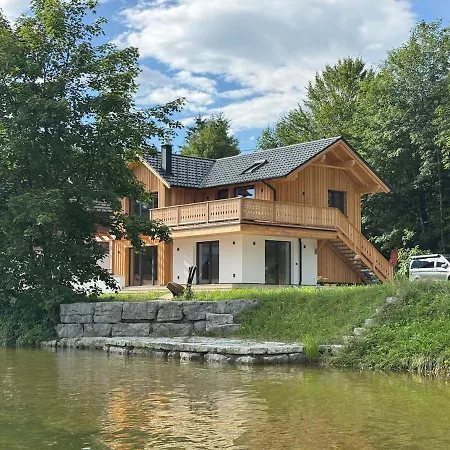 Seechalet Hallstatt * Бад Гоисерн
