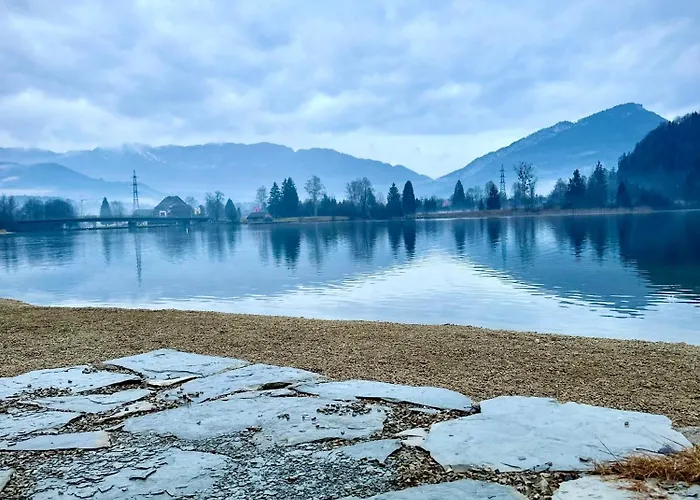 Seechalet Hallstatt شاليه *